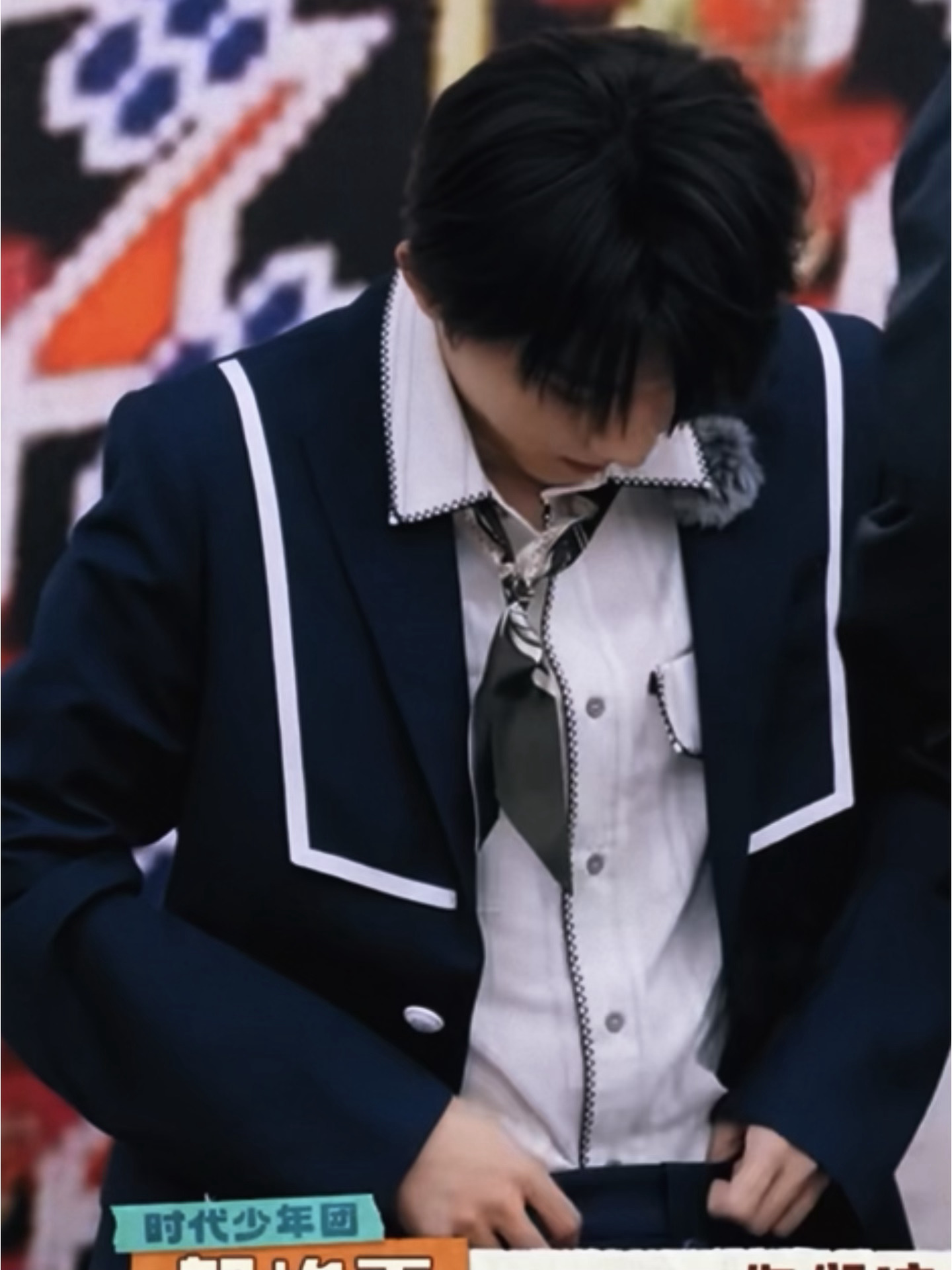 这一身学院制服风帅爆了 