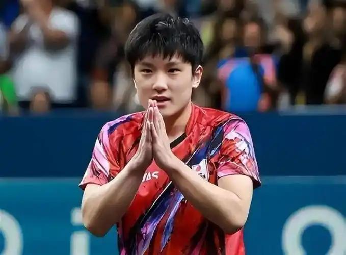 最新战报
刚刚结束了一场WTT重庆冠军赛男单1/4决赛，男单4号种子、世界排名第