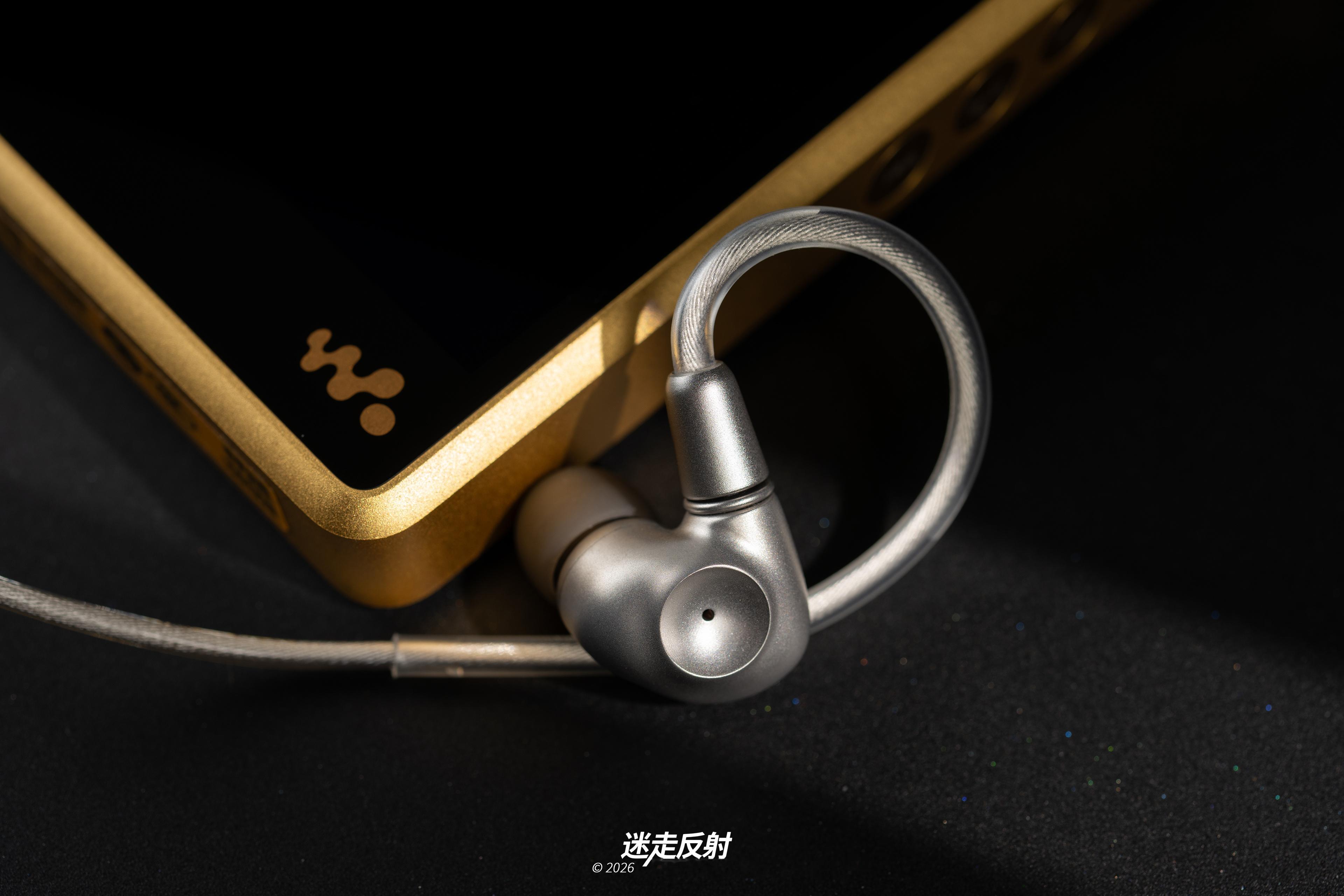 「Du物秀」MEZE AUDIO ASTRU 动圈耳机图赏ASTRU中文名“阿兹