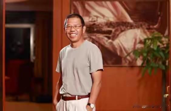 钟睒睒说，我有根，那些人没有根。我永远不会去做，直播带货，我也看不起那些直播带货