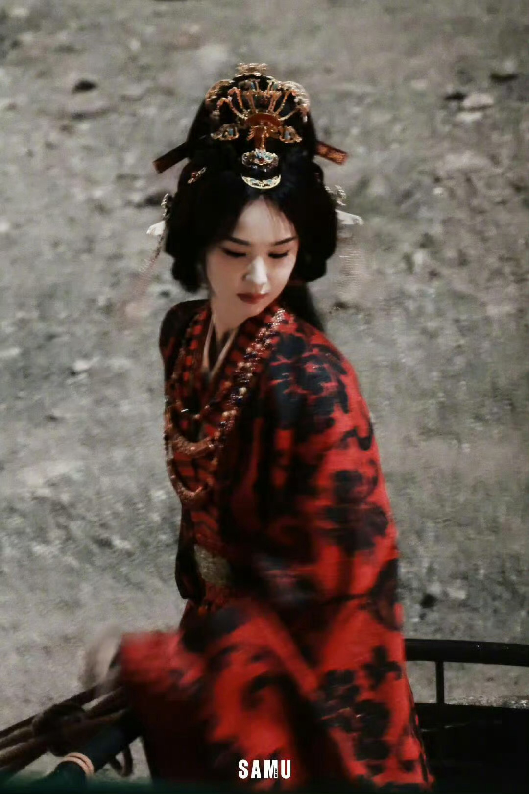 陈都灵朝服造型陈都灵天生古人从前世棋子到今生执棋者陈都灵《翘楚》楚朝，重生逆袭，