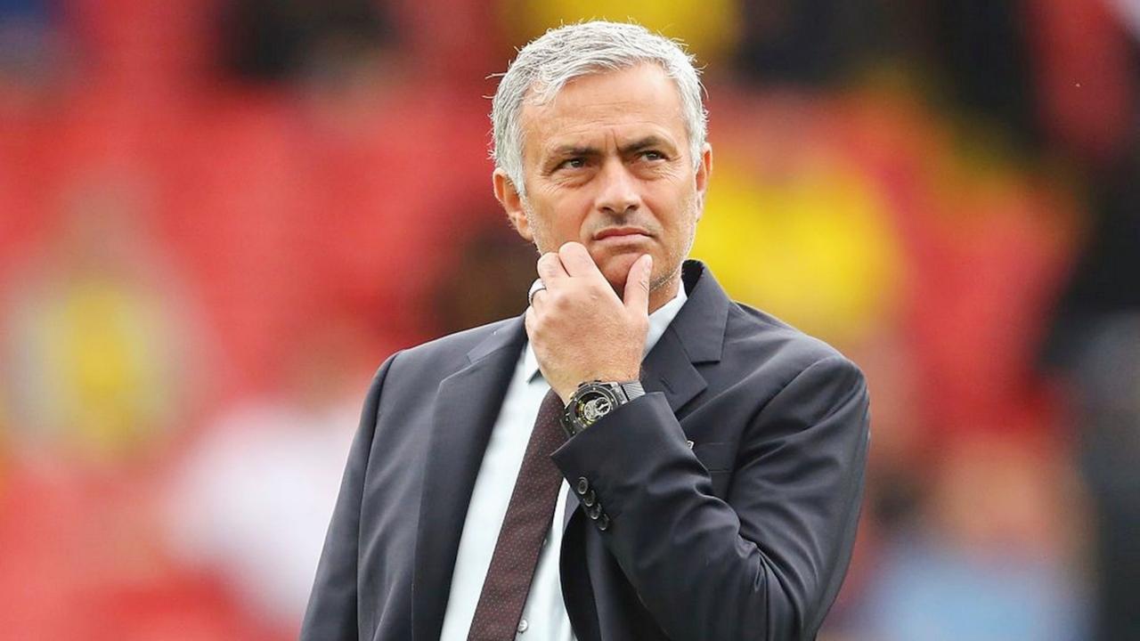 罗马诺表示：穆里尼奥是否有可能重返皇马的问题，答案是双方确实仍有情谊联结。
不过