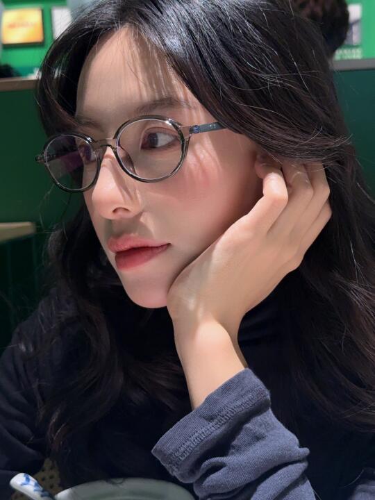经常请吃饭的漂亮阿姨