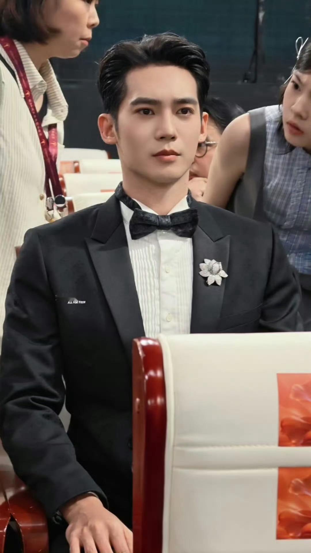 于适杨恩又你俩太好笑了于适这个截图真的满满的老干部即视感，太正了，哈哈哈哈哈哈哈