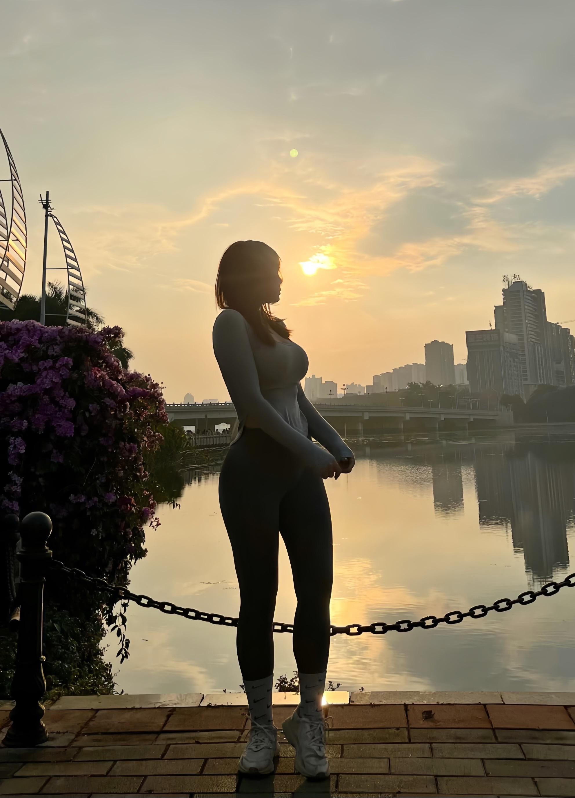 落日真美.下次我约你。