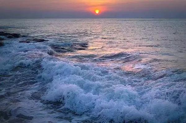 有时候，一个转身，就是一生。（韩联社）

其实，人生就是这么残酷。实在也是没办法