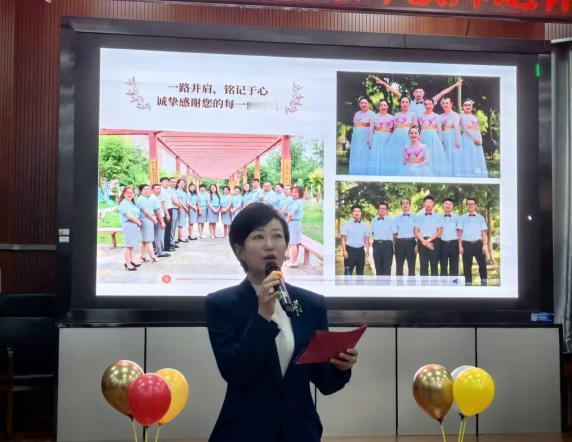 新疆库尔勒经济技术开发区第一中学3月27日举行“致敬深耕，追光前行”教师荣休暨师