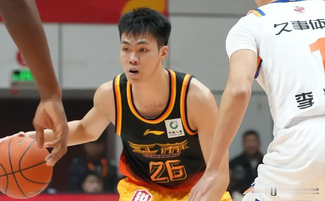 什么是顶级运控？庞峥麟给你示范！

今晚排名积分榜倒数第二的江苏男篮迎战排名第五