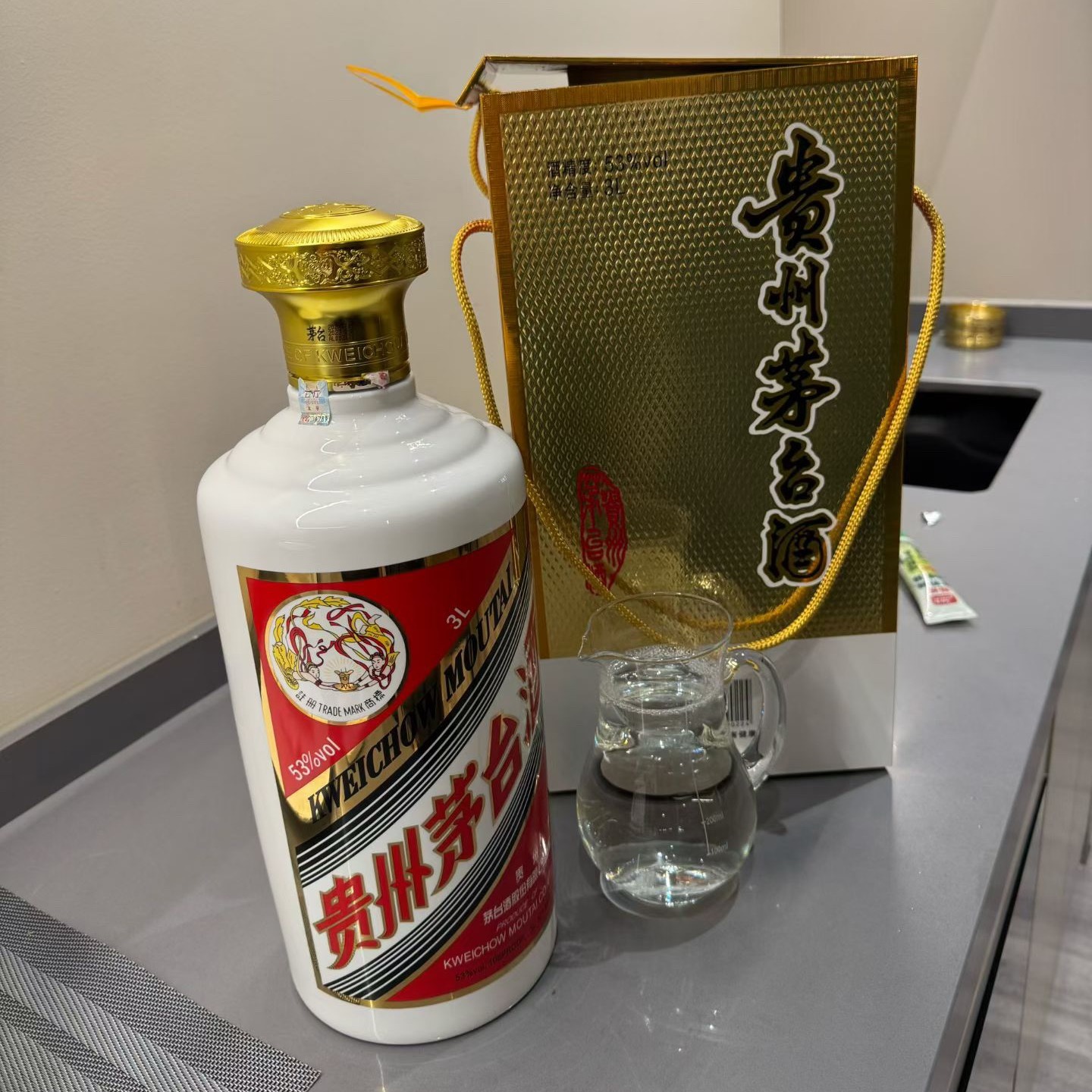 年夜饭，不仅是是一顿饭，更是一份仪式感，一场奔赴，每一道菜，都是爱的语言！团圆的