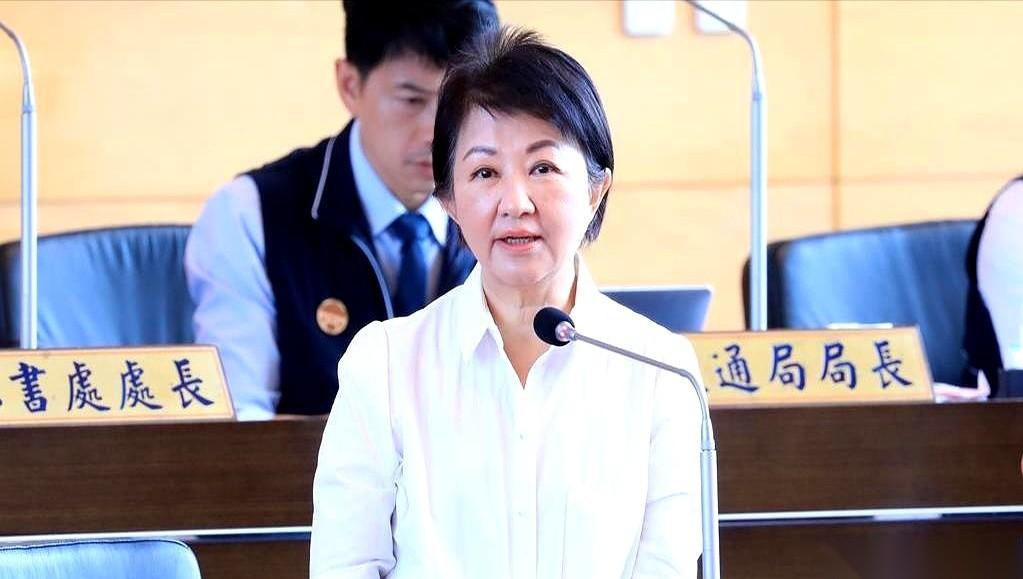 一笔一百四十亿美元的军售大单，美国人说停就停了。
理由？中东那边有点忙，自家装备