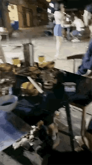 这连美食也抵挡不住[奸笑][奸笑][奸笑][奸笑]