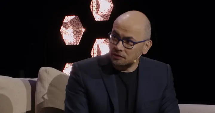 诺奖得主、谷歌AI掌门人泼冷水：所谓“博士级智能”纯属无稽之谈