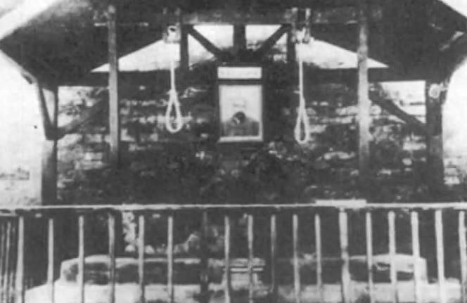 中共特工潜伏多年始终未被识破，官职越升越高直至自我担忧，中央却鼓励继续晋升，他该