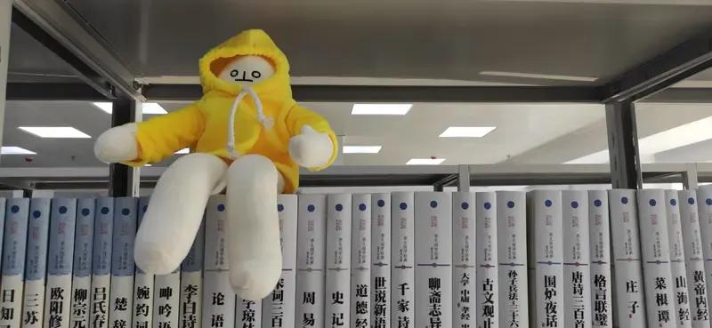 侄儿上的是一所985大学，暑假里，他没有回家，而是找了一份暑假工，和老板谈好工资