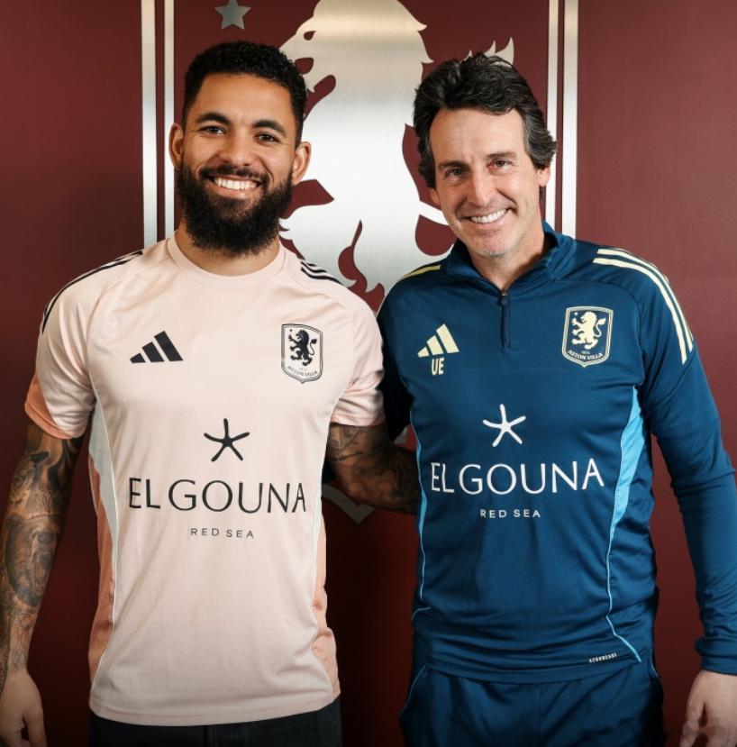 此前阿斯顿维拉官宣，以租借的形式签回旧将道格拉斯·路易斯，租借费200万欧，买断