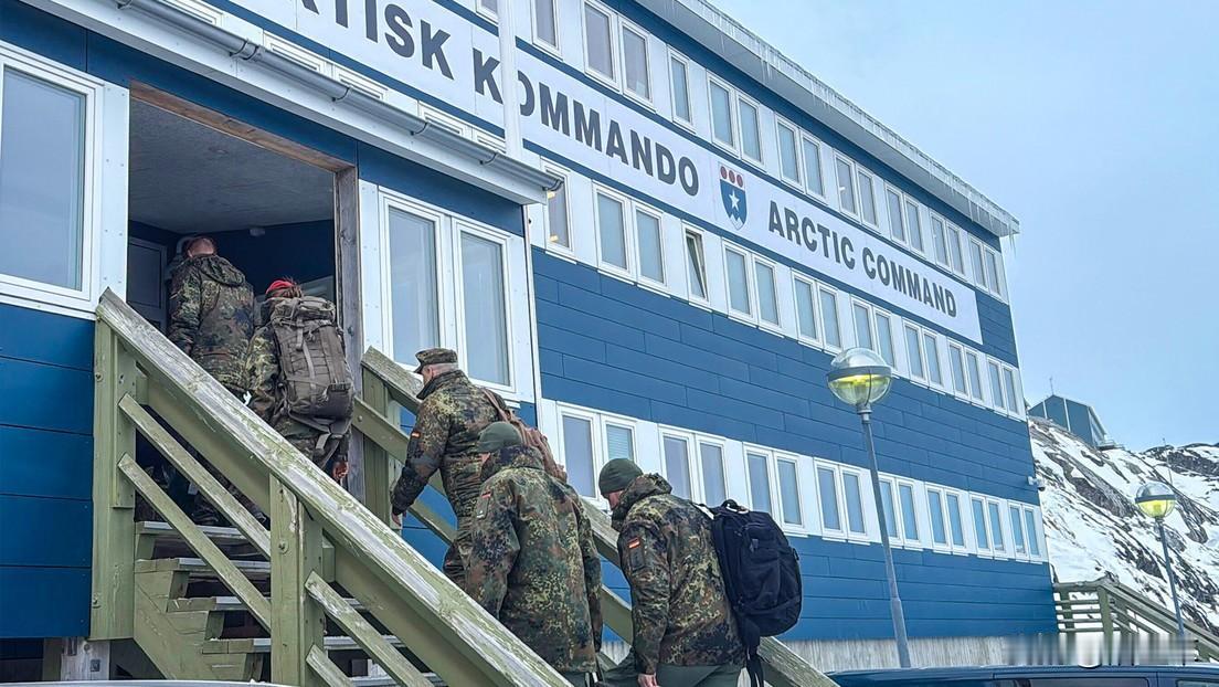 刚到就走? 一碰就碎?

据图片报报道，刚被派遣驻扎在格陵兰岛的15人德国联邦国