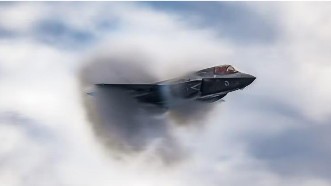 英国F-35B机队中不到30%配置为Block 4
 
截至2025年6月，英国