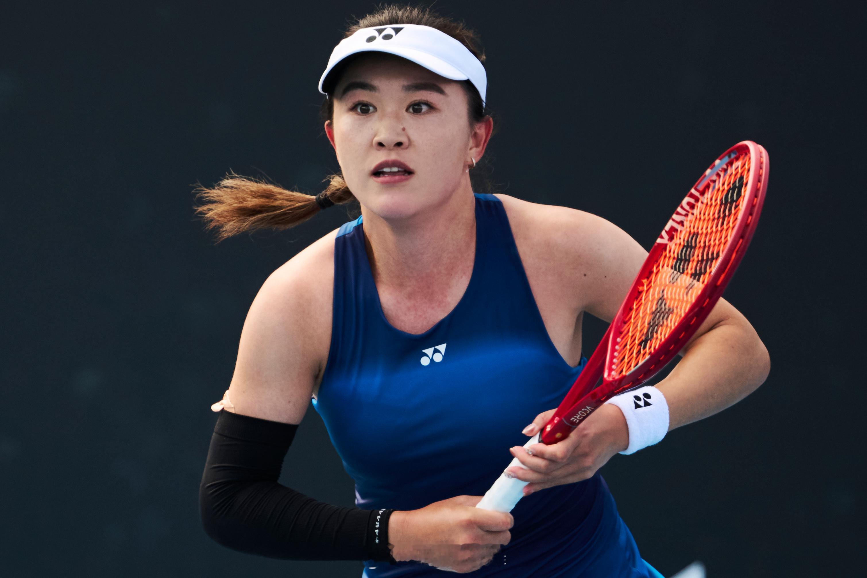 斯海尔托亨博斯WTA250资格赛首轮朱琳🇨🇳以6-4/4-6/6-1力克李英