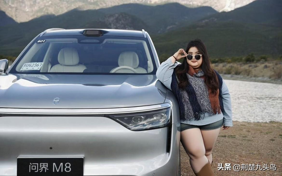 我在想，是不是所有人都应该喜欢开车，所有人都应该看重驾驶性与操控？

首先我是一