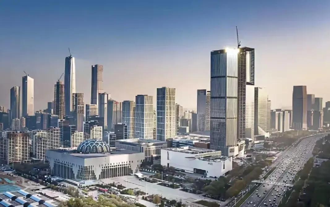 看看这个是中国哪个城市？真的规划得有水平（本人觉得）。
一般人都不知道吧！