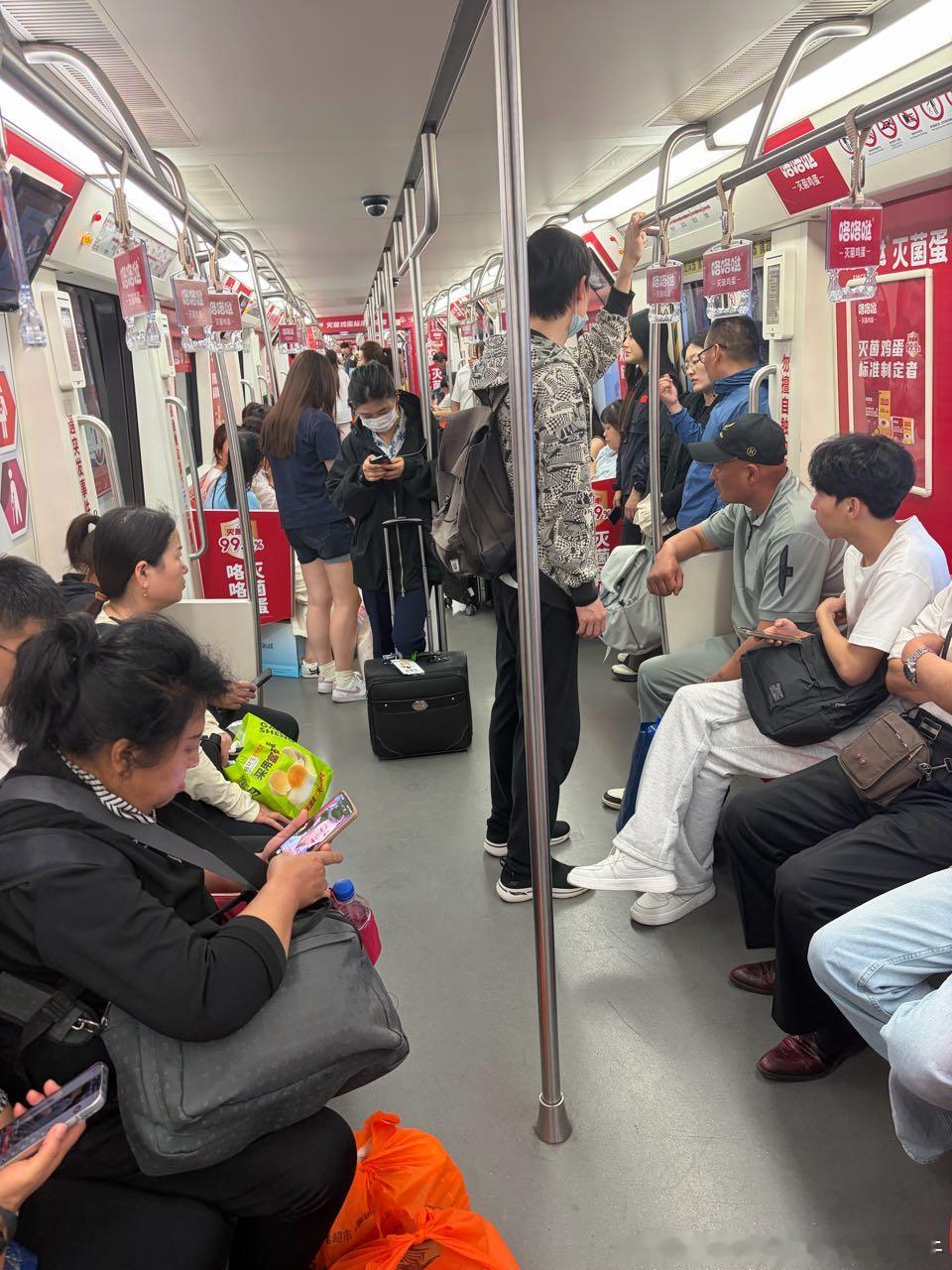 长春轨道交通 网友：2026.5.30（星期六 ）21:50分，长春轨道交通1号