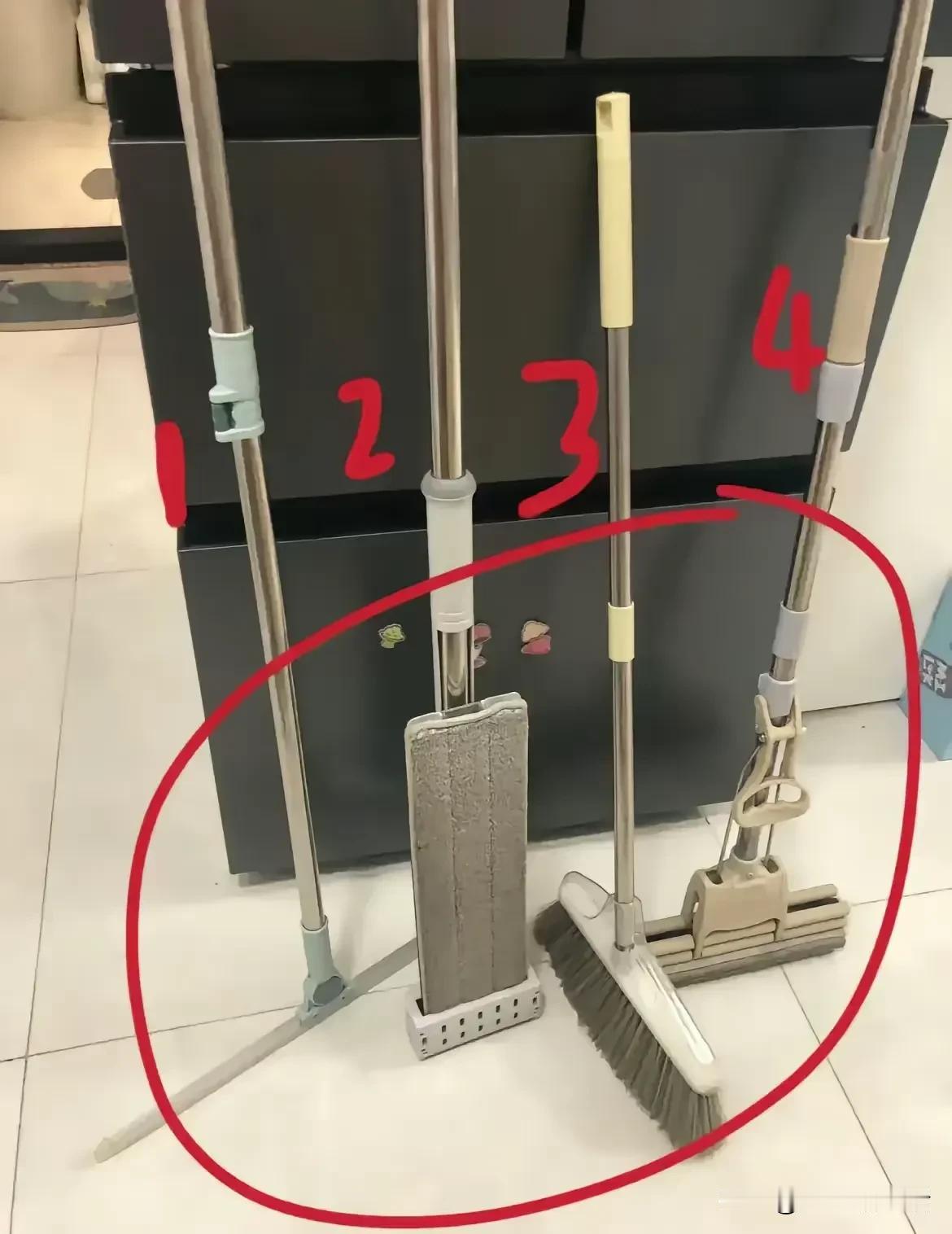 全都用过
说说真实感受
第一是轻便
但是说实话
洗刮玻璃较好
图二使用要出点力