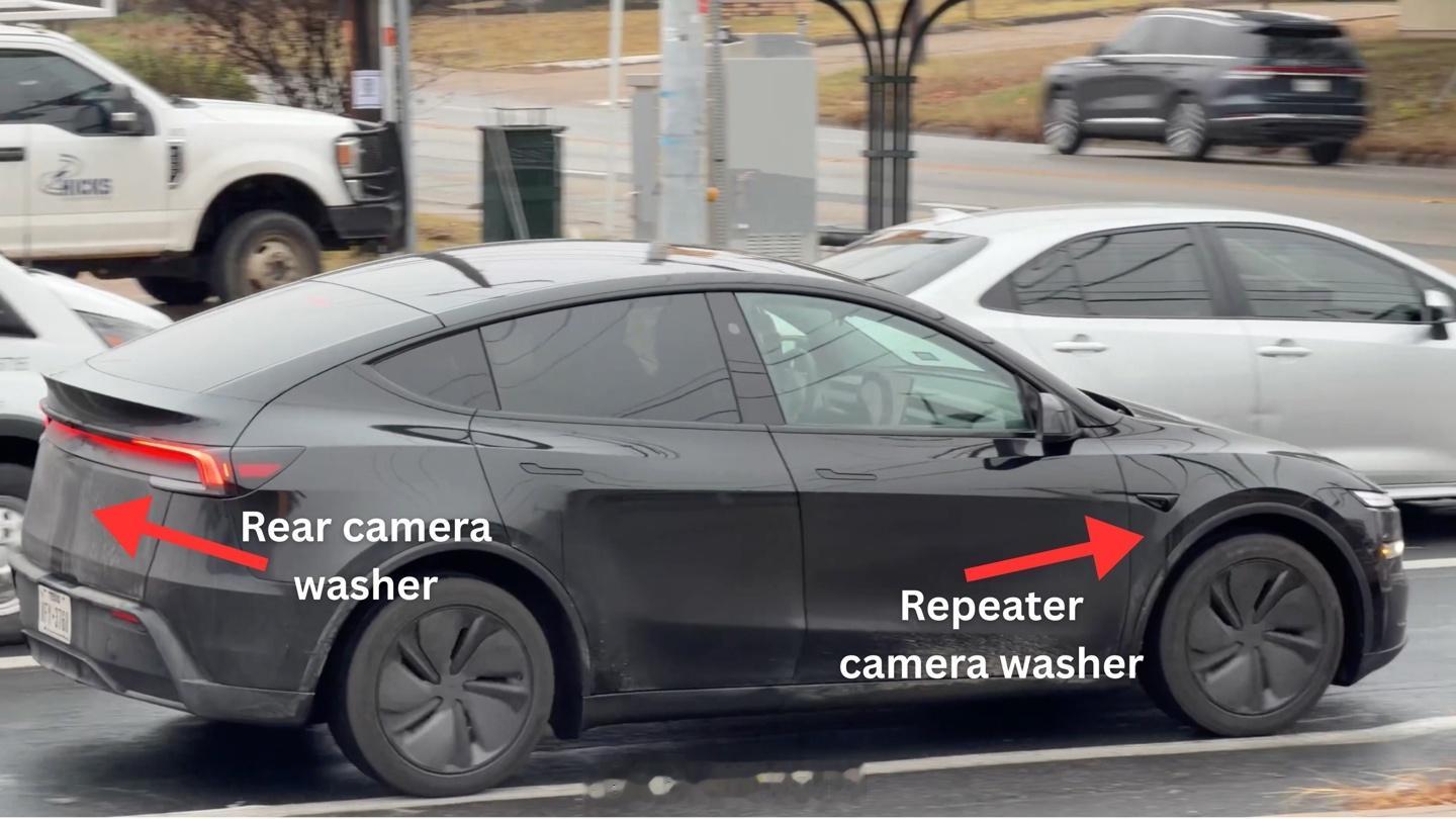 汽车媒体notateslaapp发布了一组在美国奥斯汀抓拍的特斯拉Robotax