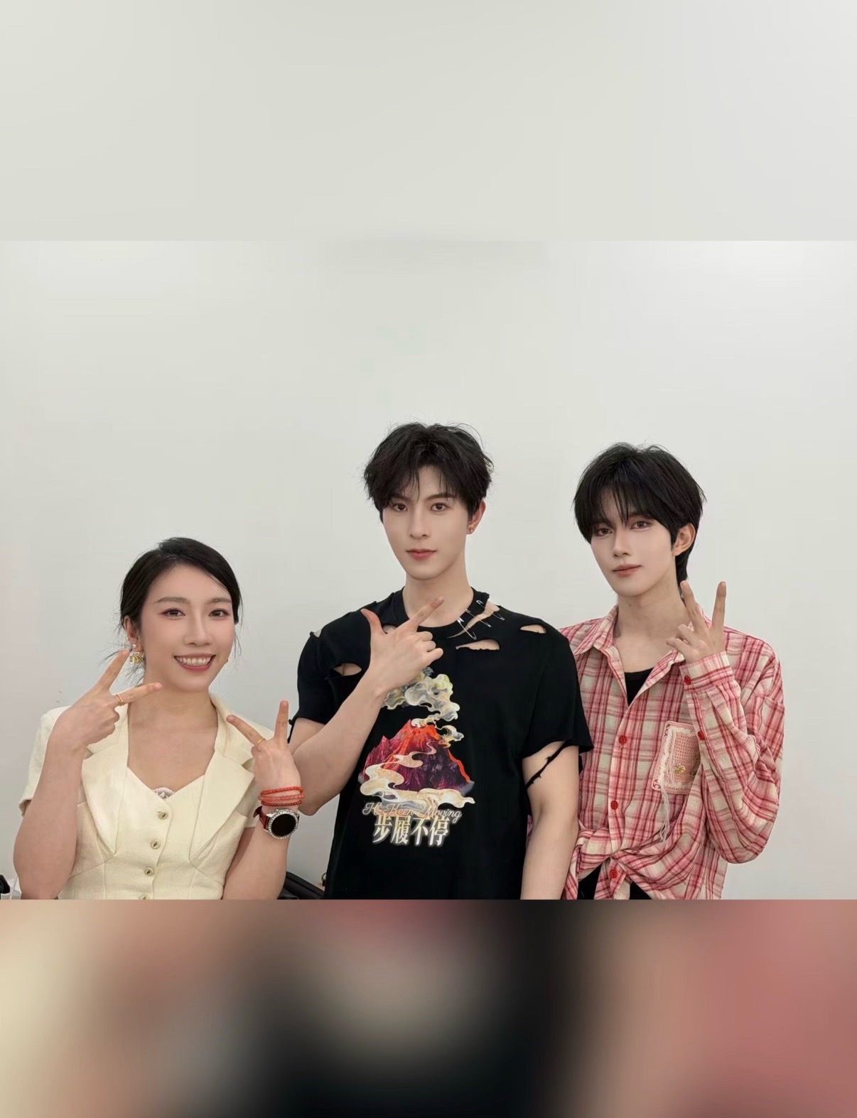 黄星邱鼎杰 💜星有千千杰 邱邱生日会的主持人合照📷 