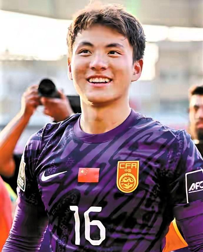 媒体人称切尔西的球探已关注到李昊你怎么看切尔西球探关注李昊，是对其U23亚洲杯顶