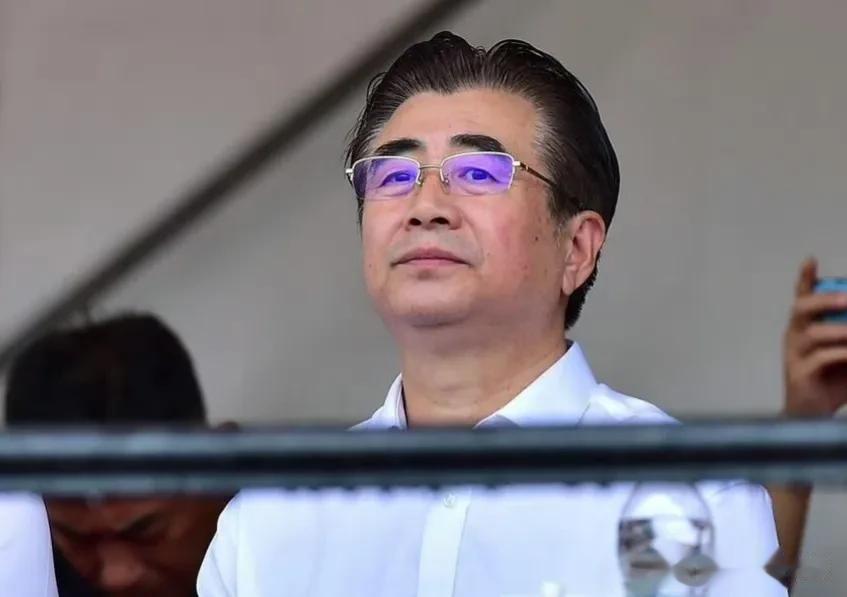 定了！国足首战泰国，不再包机！不包酒店！不吃海参！不再自带厨师团队[惊呆]

北
