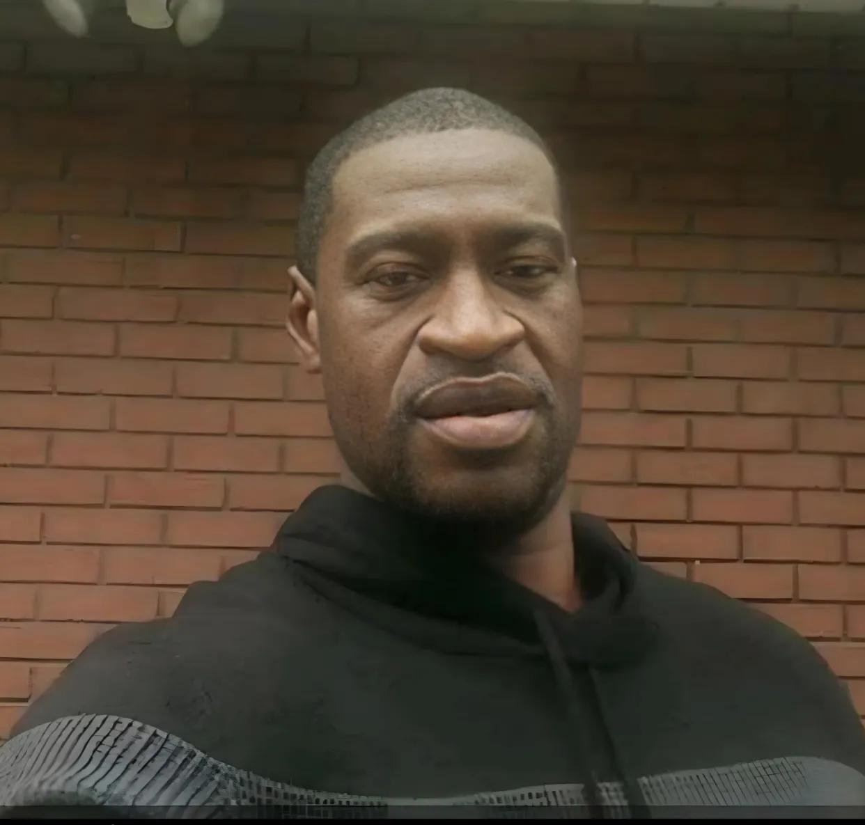 白人不“值命”了吗？
在知名明尼苏达“弗洛伊德案件”同一地点，又发生枪杀白人女性