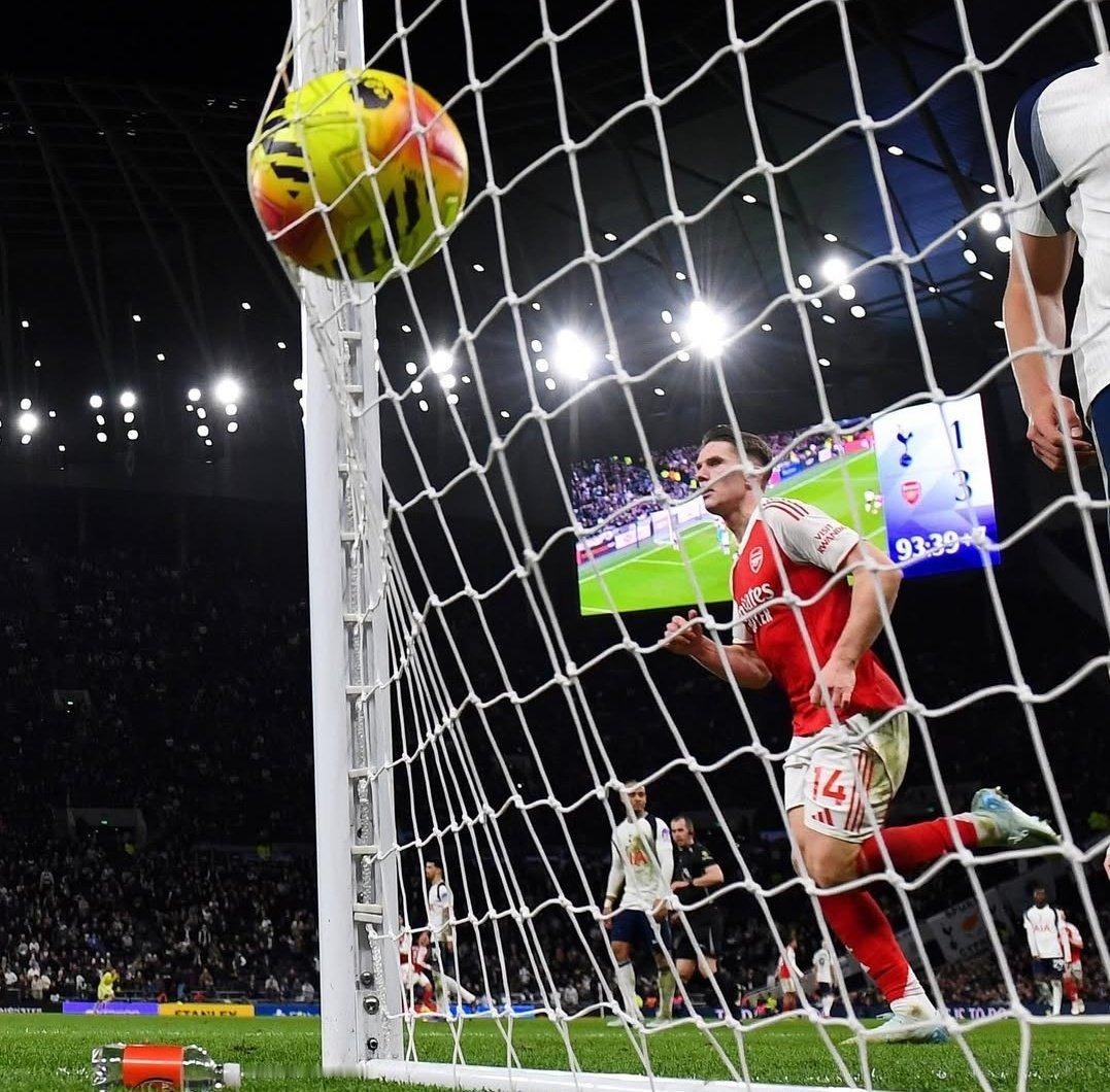 球报消息，约克雷斯即将触发葡萄牙体育的表现奖金条款。这位前锋的合同中包含每达成2