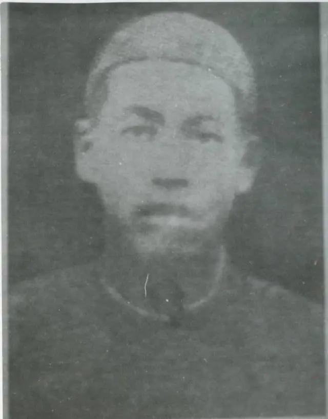 重庆酉阳邬家坡工地，竟挖出一具套着2斤铁镣，脚踝钉着铆钉的骸骨。考古专家经过半年