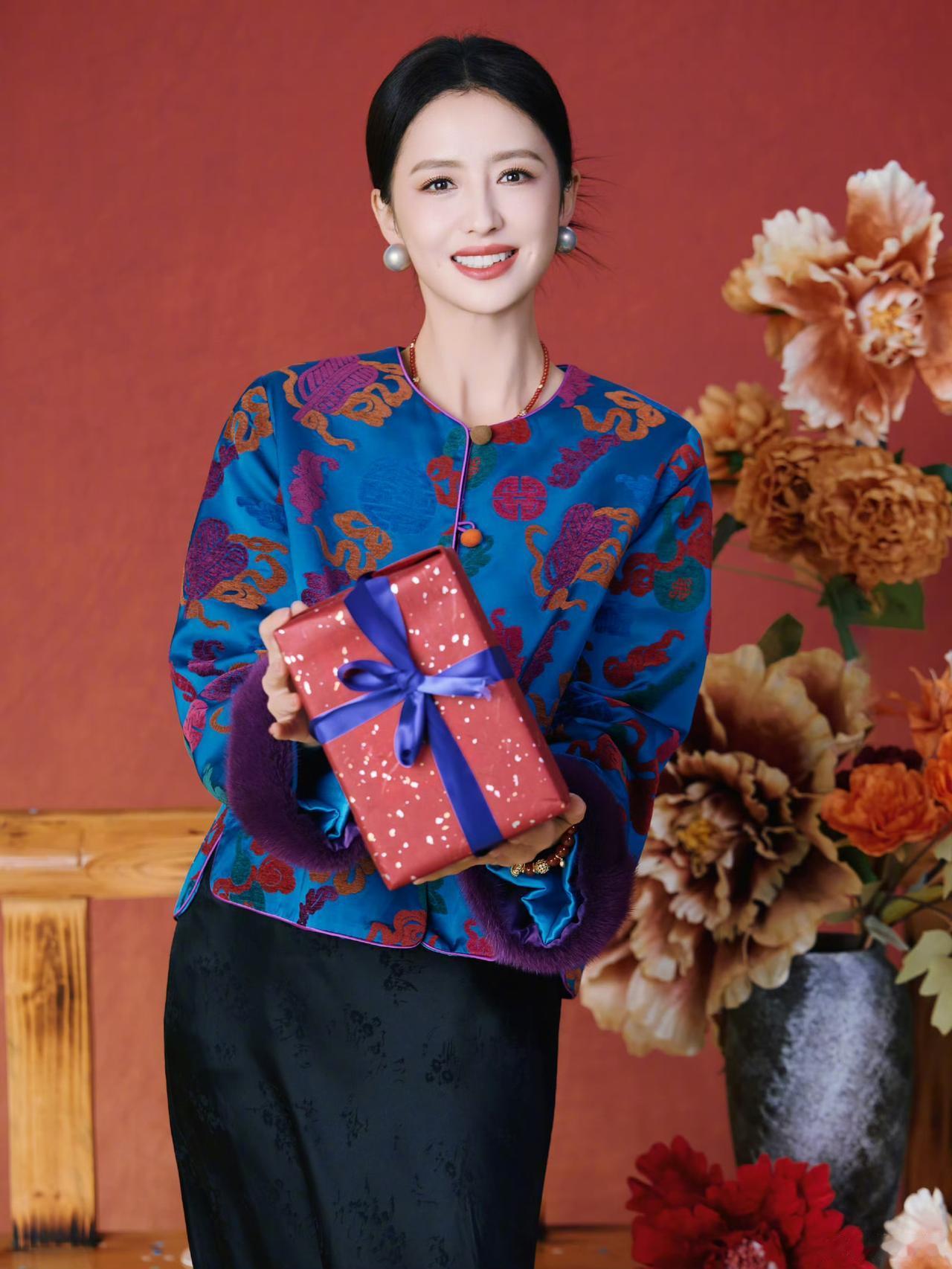 佟丽娅是真漂亮。
怎么样才可以娶到这样的女人[灵光一闪]