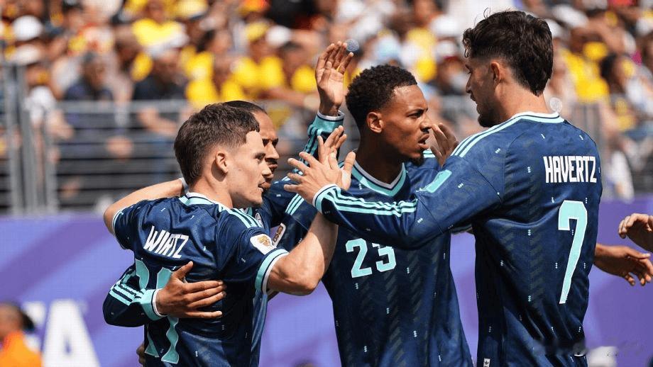 2-0、2-1连环爆冷！世界杯魔幻一夜：德国故意放水装死，黑马逆袭出线，韩国隔空
