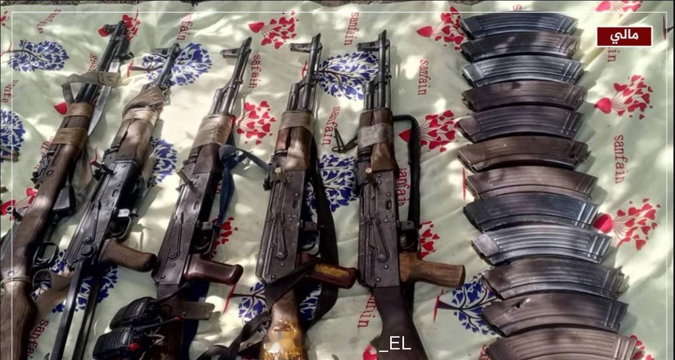 “基地”组织分支JNIM于上周五在马里中部莫普提地区伏击并杀死了五名多佐（猎人）