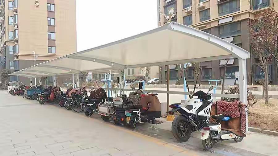 聊城现在的智慧小区，住进去才知道有多香！

以前最烦电动车推上楼、高空抛物这些安