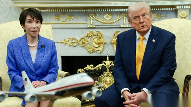 “还有谁比日本更懂偷袭？”特朗普当着高市早苗的面，笑着补了这么一刀。这就好比你提