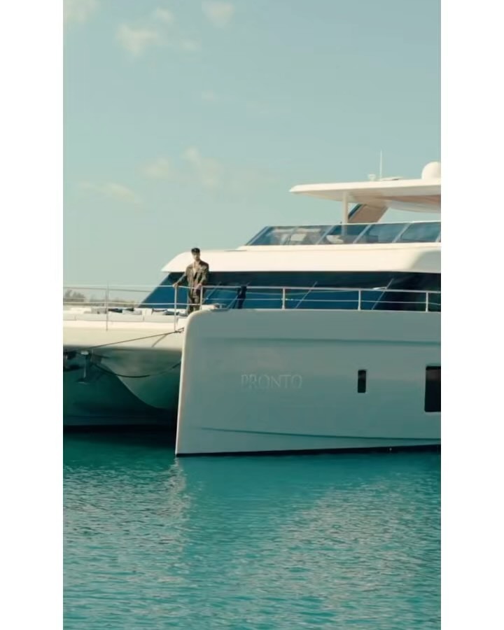 【阿尔卡拉斯定制88英尺双体游艇，出任品牌大使】阿尔卡拉斯曾与同样拥有Sunre