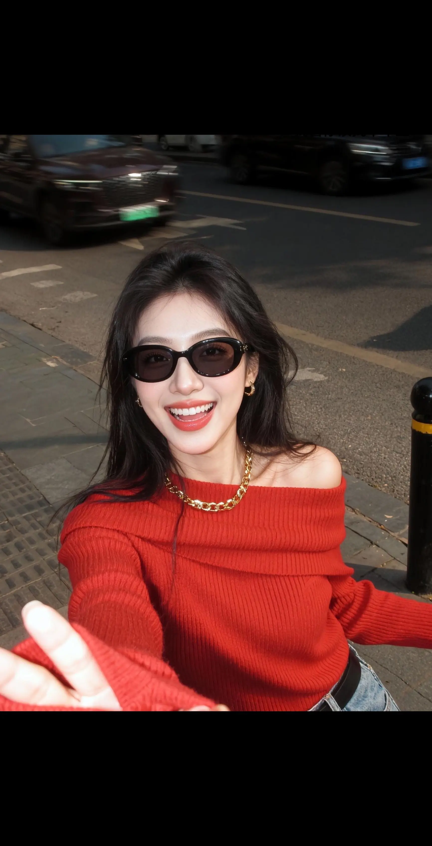 AI红衫街拍 随变ai随便玩 玩法合伙人计划 随变一拍都很夯 美出高级感cr