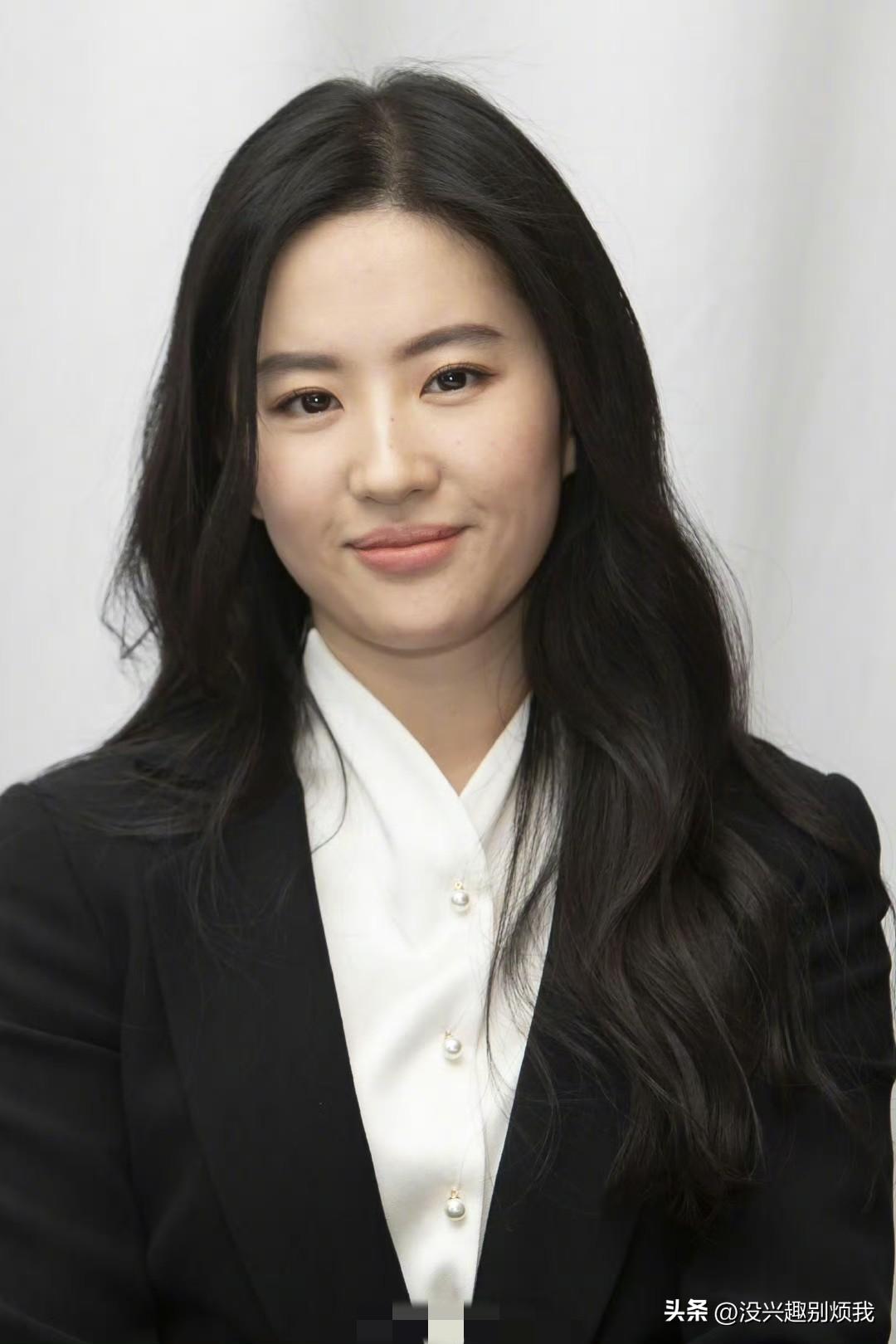 刘亦菲真是天生丽质，高清生图让人惊艳。