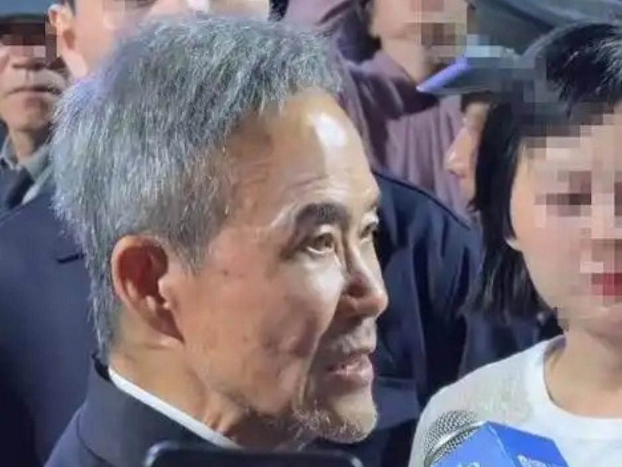 现在2026年了，我偶像王石已经75岁了
田朴珺曾说喜欢王石是因为他的颜值
这我