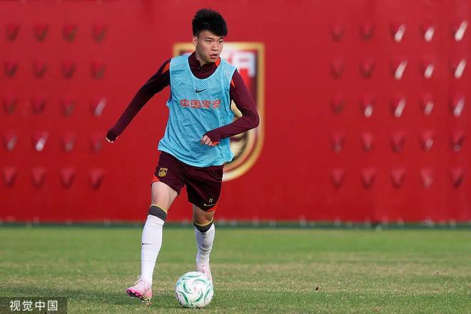 北青：U22昨日放假一天，今日恢复一天两练&训练技战术为主