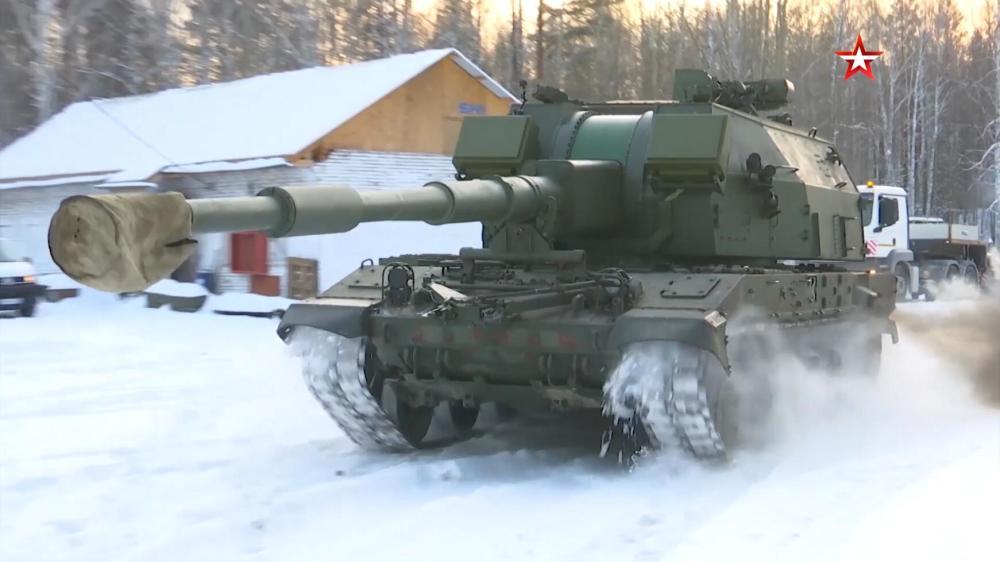 俄罗斯2S35“联盟-SV”152毫米自行榴弹炮
核心优势：采用无人炮塔设计（减