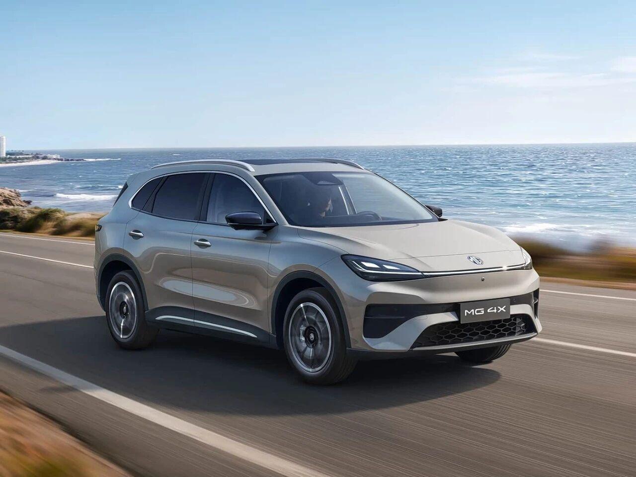 上汽名爵 MG4X 正式上市，定位紧凑型纯电 SUV，共推出 4 款配置版本，官