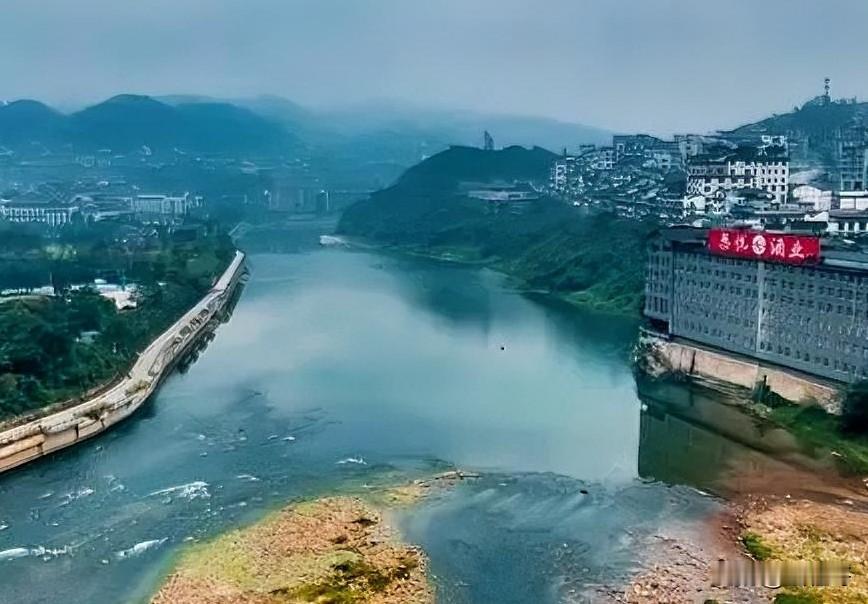 汇金、证金退出茅台前十大股东，说明什么？方向变了！茅台市场化 贵州茅台公司 汇金