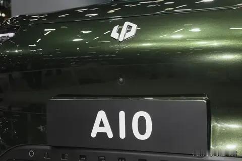 零跑A10：10万级纯电SUV的“卷王”来了
 
广州车展上零跑A10一亮相就成