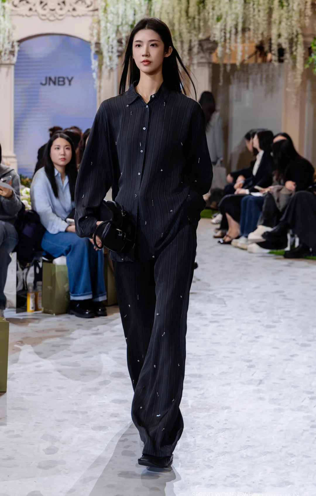 177/49kg 等我走到你面前