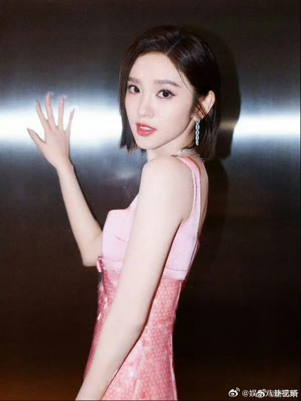 看浪姐直播变唐艺昕走路粉了她走路真的好有范儿，越看越上头乘风2026