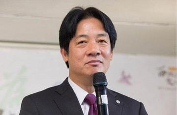 国台办发言人陈斌华对于5月2日赖清德偷偷钻进斯威士兰的飞机窜抵斯做出回应。
 